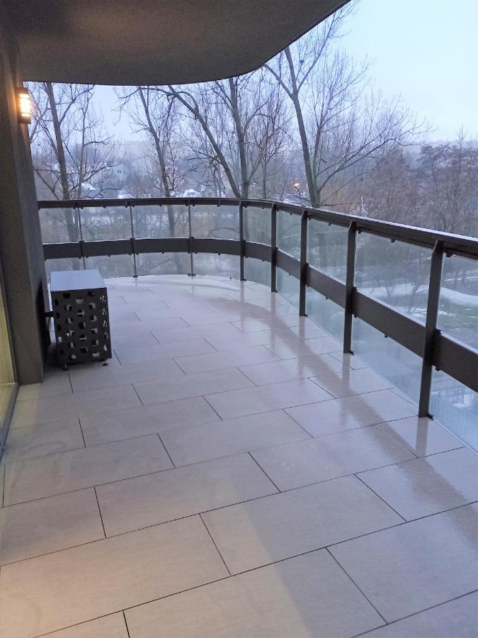 Plaza Tower Apartament, Sauna, Targi Келце Екстериор снимка